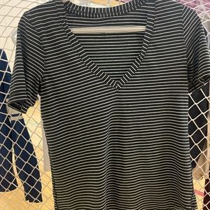 Size 4 Lulu Love Tee